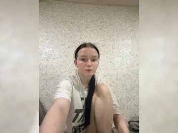 Hotgirrrl  live sex cam