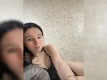Hotgirrrl  live sex cam