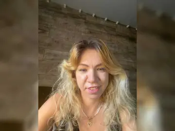 Lexy-Luna  live sex cam