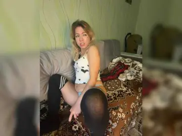 Lexy-Luna  live sex cam