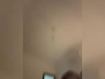 LittleDelora  live sex cam