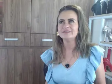 MAGHENTA  live sex cam