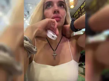 TeenyCat  live sex cam