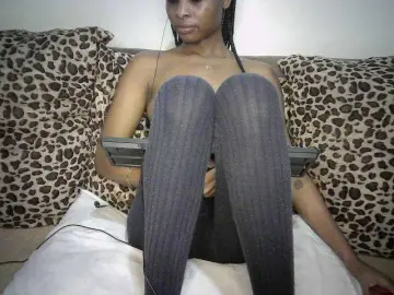 Toxique-  live sex cam