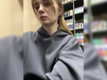 Wild-catt  live sex cam