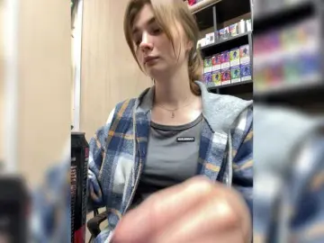 Wild-catt  live sex cam