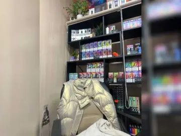 Wild-catt  live sex cam
