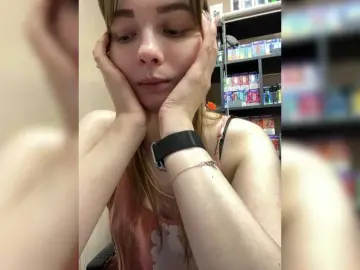 Wild-catt  live sex cam