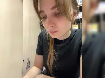 Wild-catt  live sex cam