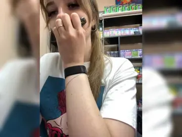 Wild-catt  live sex cam