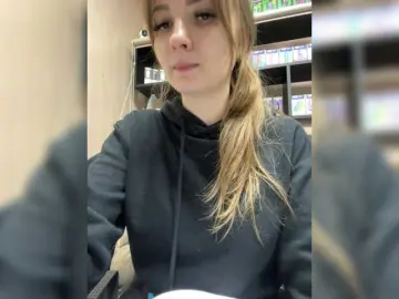 Wild-catt  live sex cam