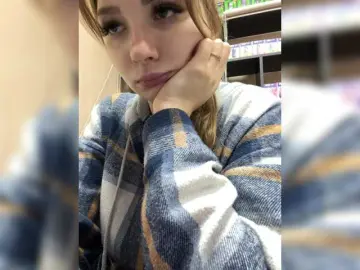Wild-catt  live sex cam