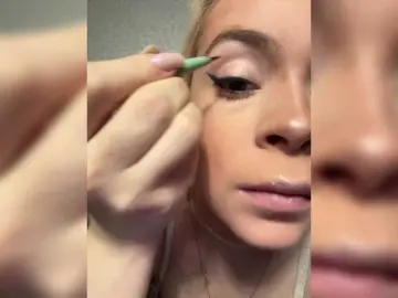 Zeizaka  live sex cam