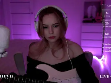 Fymryn  live sex cam