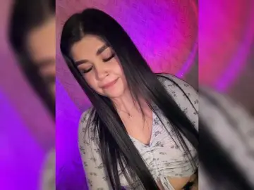 Suchka-black-  live sex cam