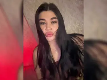 Suchka-black-  live sex cam