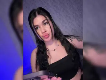 Suchka-black-  live sex cam