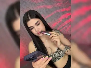 Suchka-black-  live sex cam