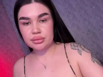 Suchka-black-  live sex cam