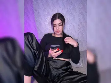 Suchka-black-  live sex cam