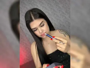Suchka-black-  live sex cam
