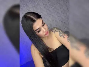 Suchka-black-  live sex cam