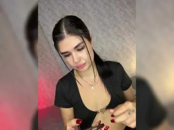 Suchka-black-  live sex cam