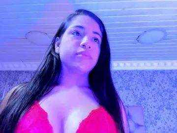 CloheBell  live sex cam