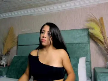 CloheBell  live sex cam