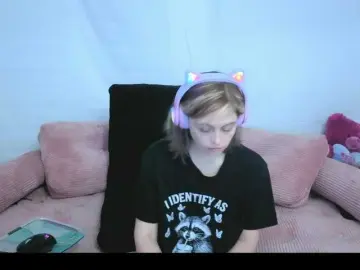 Daddysprincess731  live sex cam
