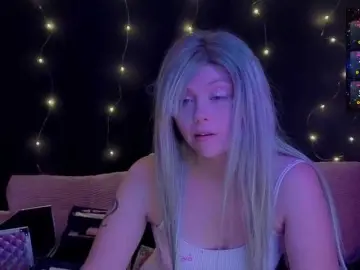 Daddysprincess731  live sex cam