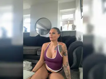 Destinylovex  live sex cam