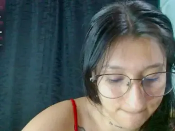 Evah-lee  live sex cam