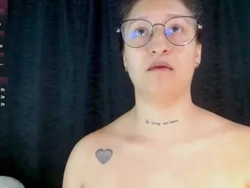 Evah-lee  live sex cam