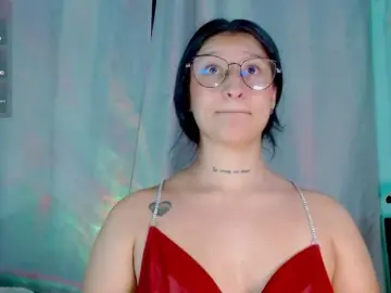 Evah-lee  live sex cam
