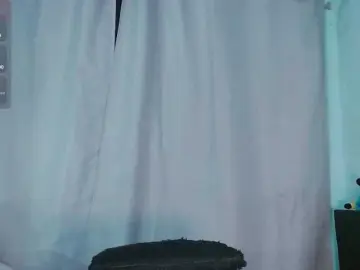 Evah-lee  live sex cam