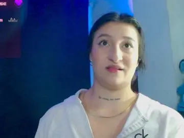 Evah-lee  live sex cam
