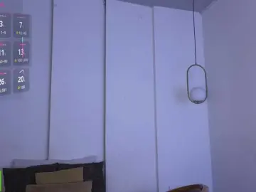 Kity-hot  live sex cam