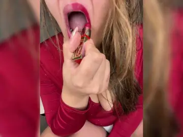 Mira-1-1  live sex cam