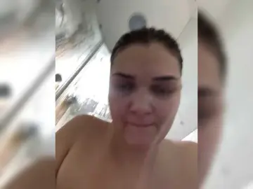 Mira-1-1  live sex cam