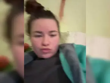 ViollaSweetA  live sex cam