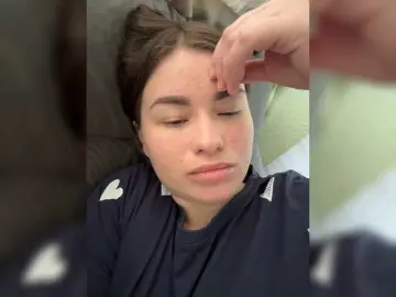 ViollaSweetA  live sex cam