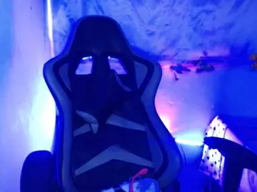 Ninatinydoll  live sex cam