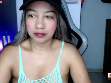 Ninatinydoll  live sex cam
