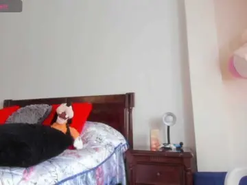 Skarlethking8  live sex cam