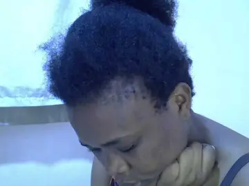 Ebonybootygirl  live sex cam