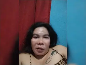 HotMomma33  live sex cam
