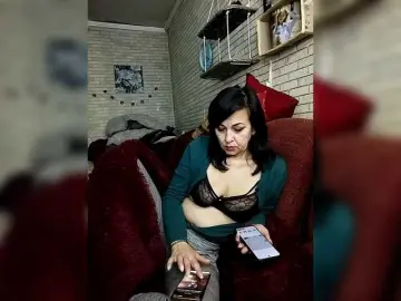 Lina-a-13  live sex cam