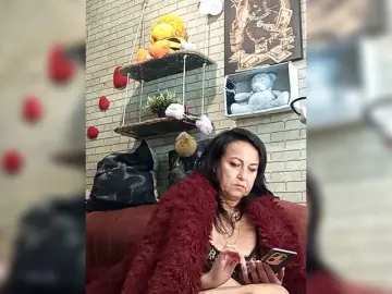 Lina-a-13  live sex cam
