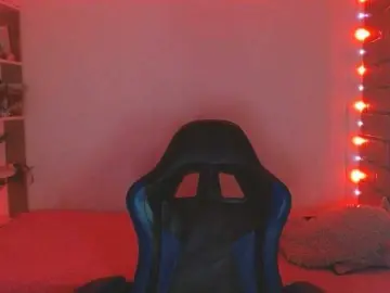 Medussa333  live sex cam